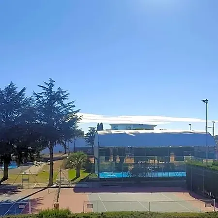 Hotel Tennis Cap D'agde, 220 Agde